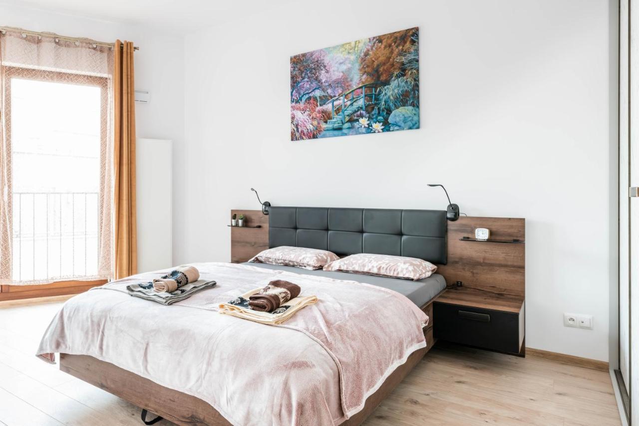 Ferienwohnung Apartwro - Apartament Przy Wyspie Slodowej, Garaz, Projektor, Rowery Breslau Exterior foto